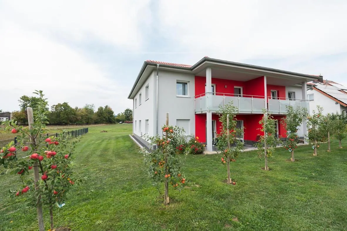 Hofmann'S Apartements & Ferienwohnungen Oberdachstetten 0*,
