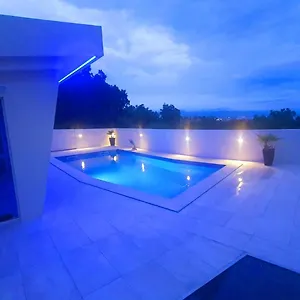 https://apartment-eduarda.in-istria.net
