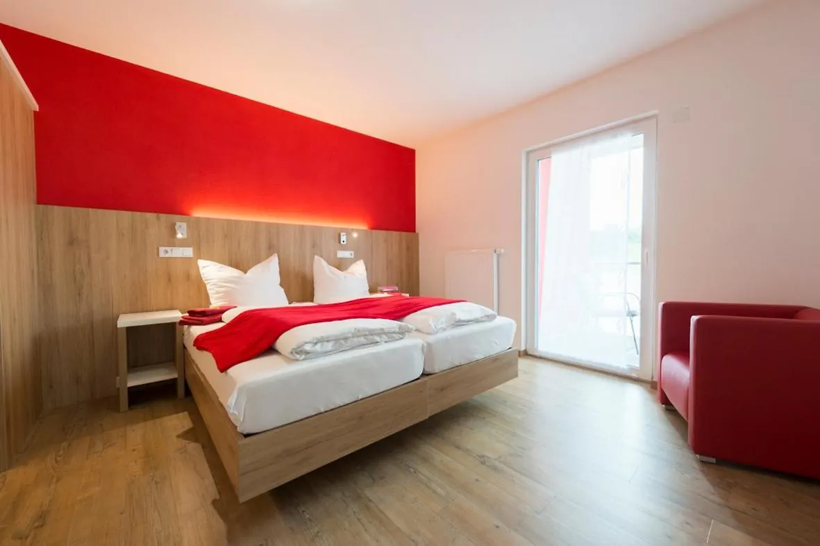 Апартаменты Hofmann'S Apartements & Ferienwohnungen Обердакштеттен
