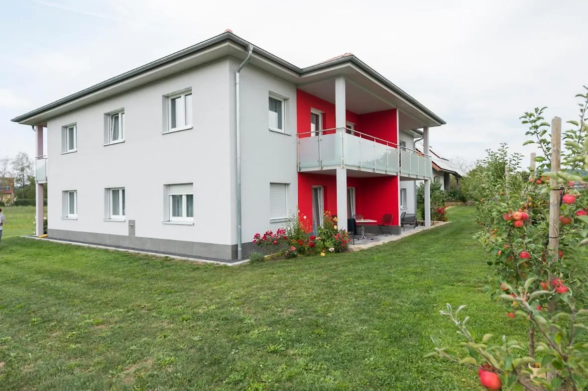 Hofmann'S Apartements & Ferienwohnungen Обердакштеттен 0*,  Германия